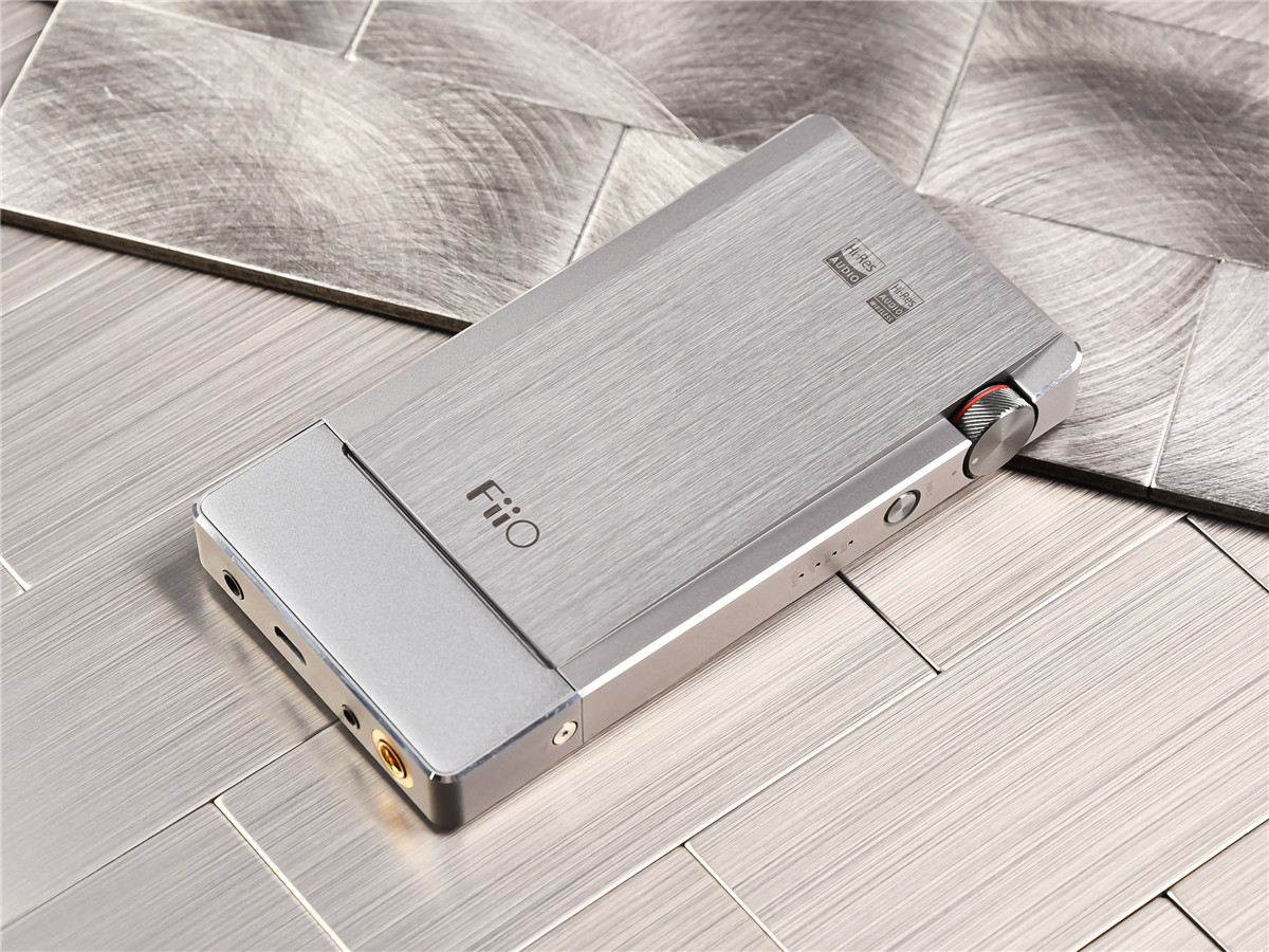 一時値下げ中) FIIO Q3 USB DAC内蔵ポータブルヘッドフォンアンプの+